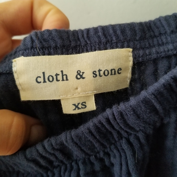 Cloth and Stone Gauzy Off the Shoulders Top - Picture 3 of 5